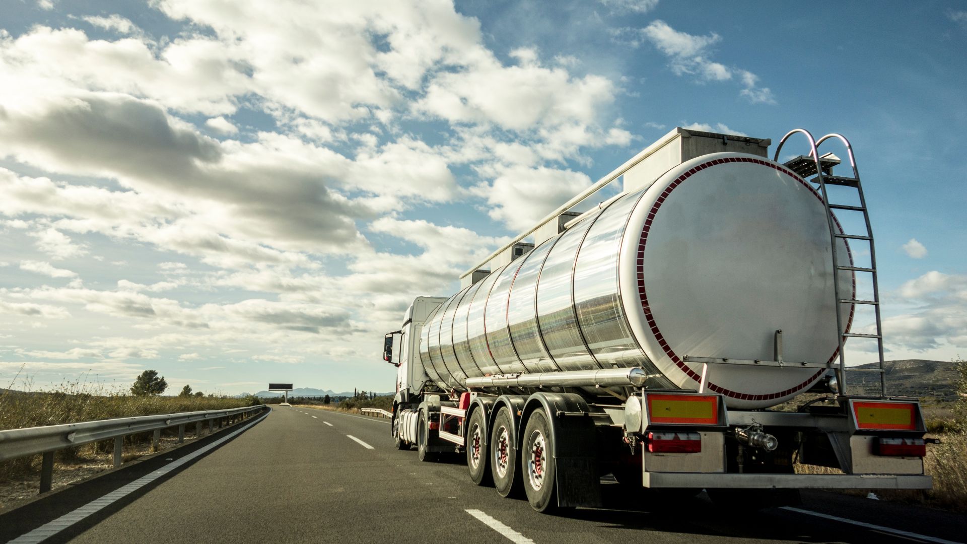 Mini-Leitfaden: Die Welt der Schnellkupplungen – Kamlock vs. Storz