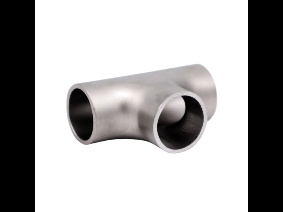 Unser rostfreies T-Stück, ISO-Rohr, ist aus Edelstahl AISI 316 gefertigt und entspricht der Norm DIN 2615. Bestellen Sie hier Schweißfittings in hoher Qualität.