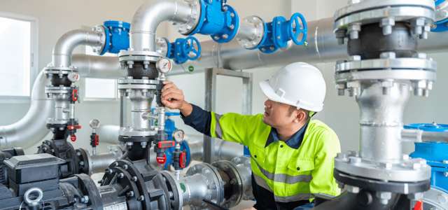 Im Flow: Flüssigkeitssteuerung und -regelung in der Produktion