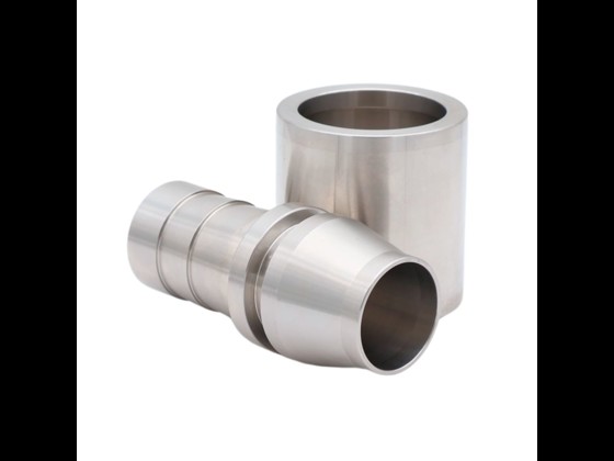 Das DIN-Schweißende von Alfotech ist aus hochwertigem Edelstahl gefertigt. Eignet sich für Anschlüsse zw. DN10 & bis zu DN150. Bestellen Sie in unserem Webshop.