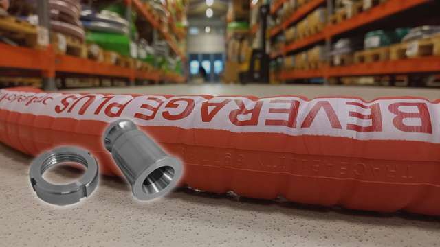 Collage aus Kamlock-Adapter und Schlauch