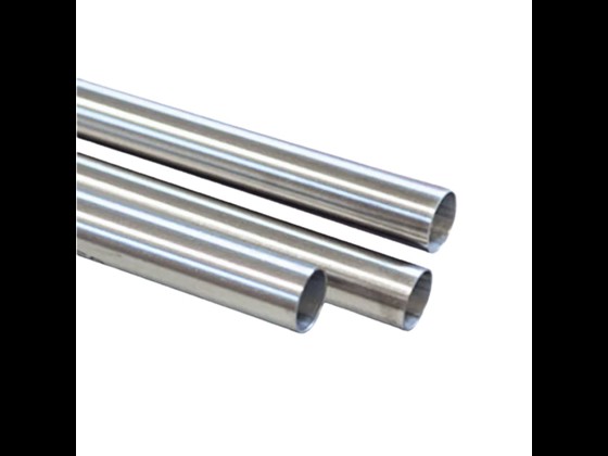 DS/SMS Edelstahl-Lebensmittelrohr mit polierter Oberfläche, nicht geglüht. Für hygienischen Einsatz in der Lebensmittelproduktion entwickelt. Jetzt bestellen!