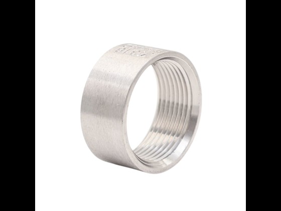 Reduzierstück halb aus AISI 316 Edelstahl, entwickelt für anspruchsvolle industrielle Anwendungen. Langlebig und hygienisch. Jetzt bei Alfotech kaufen!